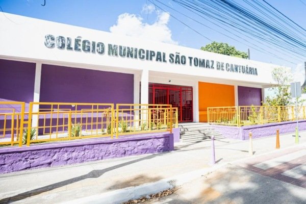 colegio-camacari-sao-tomaz-de-cantuaria.jpg