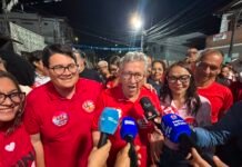 Caetano destaca experiência de Tagner em inauguração de comitê em Camaçari