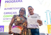 Camaçari certifica mais de 250 educandos no Programa Brasil Alfabetizado