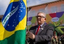 Caetano destaca investimentos em Monte Gordo e Abrantes em desfiles cívicos