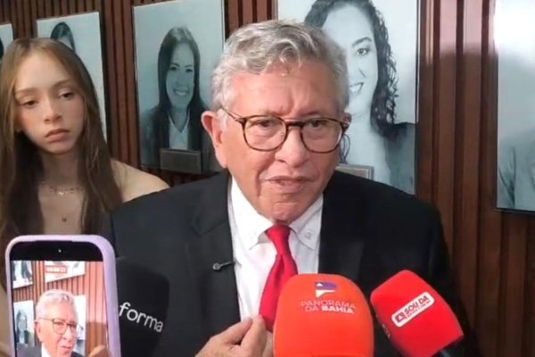 Caetano-homenagem-ALBA.jpg
