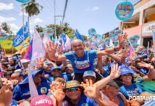 Desfiles cívicos em Camaçari destacam Time Azul e Elinaldo